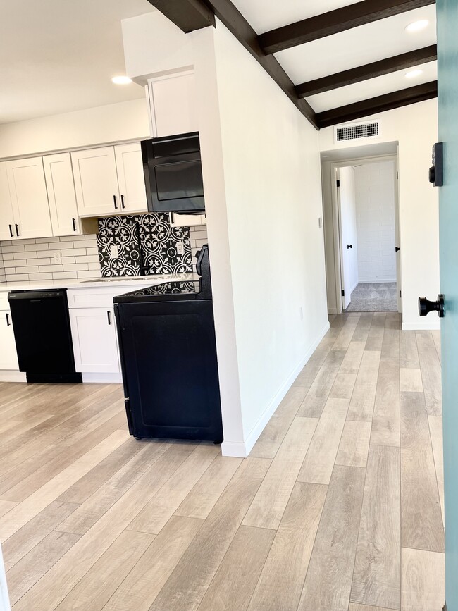 Photo - 37830 N Linda Dr