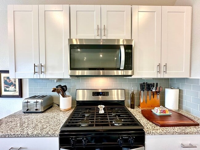 Photo - 331 N Richland Dr