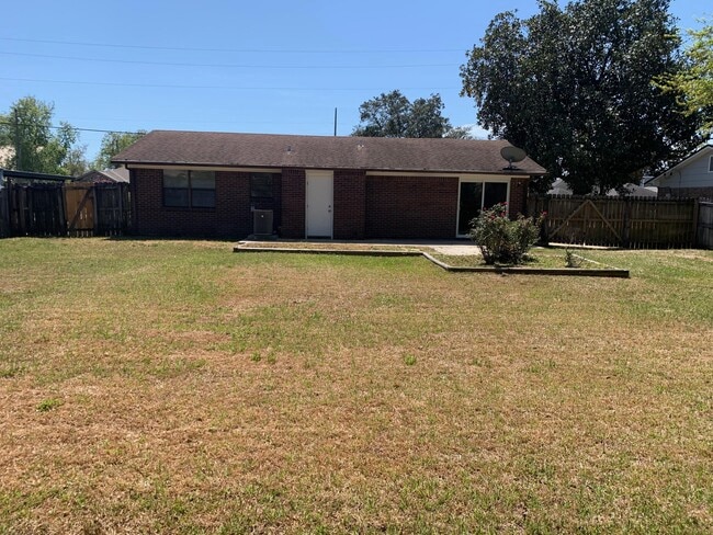 Photo - 806 Boulevard De L'Orleans