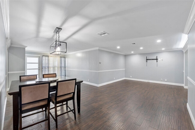 Photo - 5820 NW 56th Pl