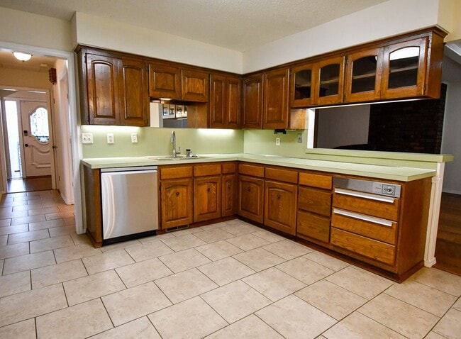 Photo - Charming 3-Bedroom Home in the Warrenton N...