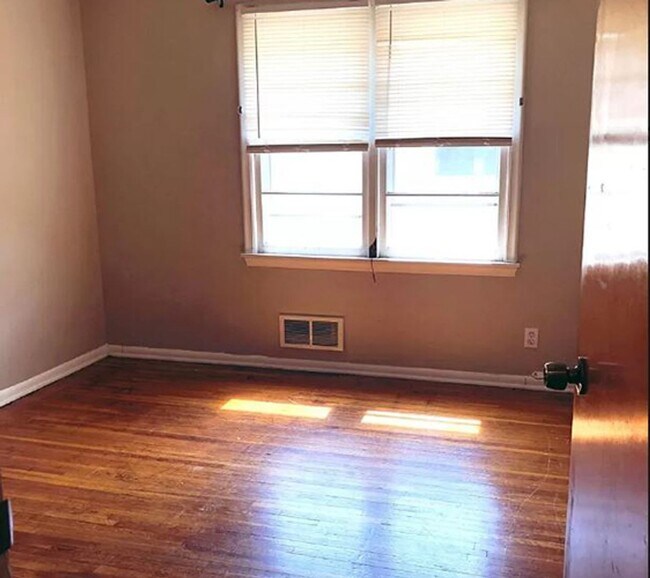 Photo - 917/919 22nd Ave SE Unit 917 22nd Ave SE