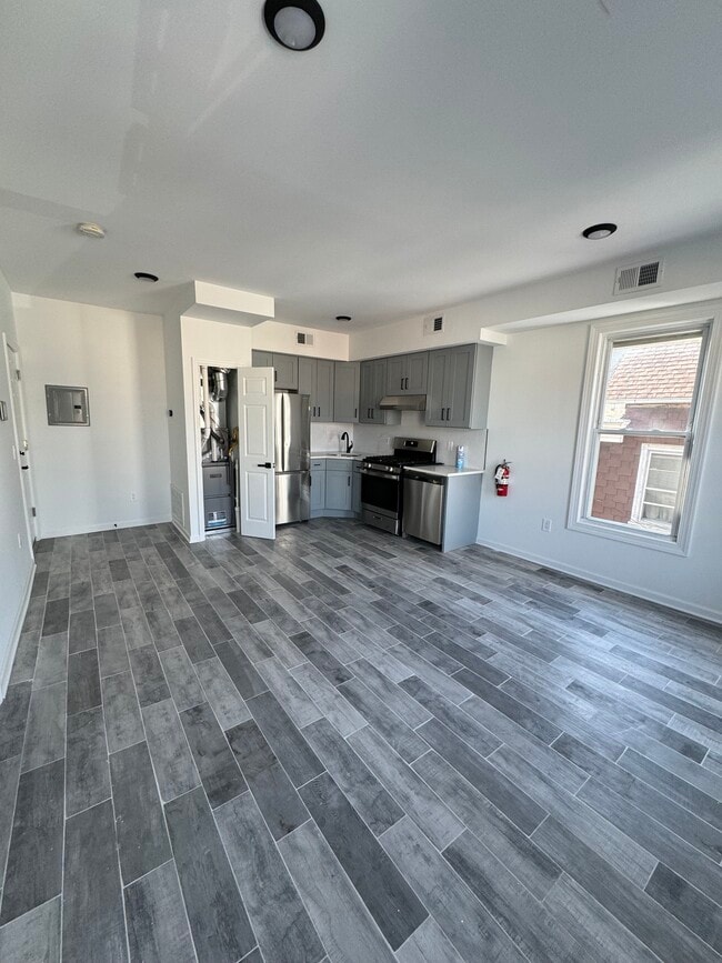 Photo - 25 Prospect St Unit Apt 3