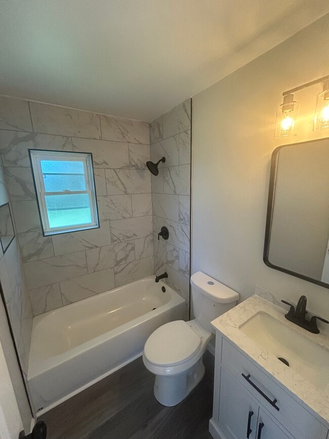 Photo - Valley Station 4 Bedroom