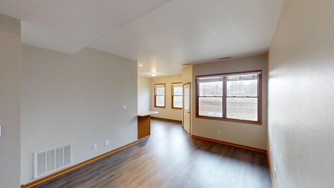 Photo - Wessex Apartments