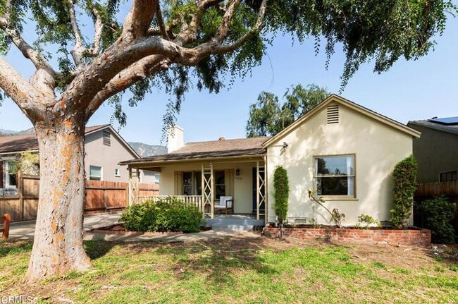 Building Photo - 1524 N Harding Ave Rental