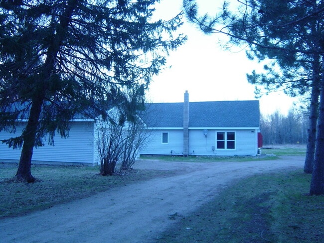 Photo - 2 Bedroom Country home