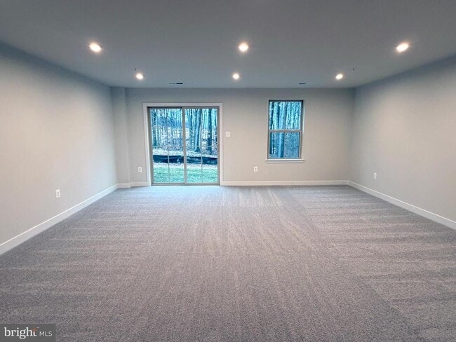 Photo - 9331 Klamath Ct