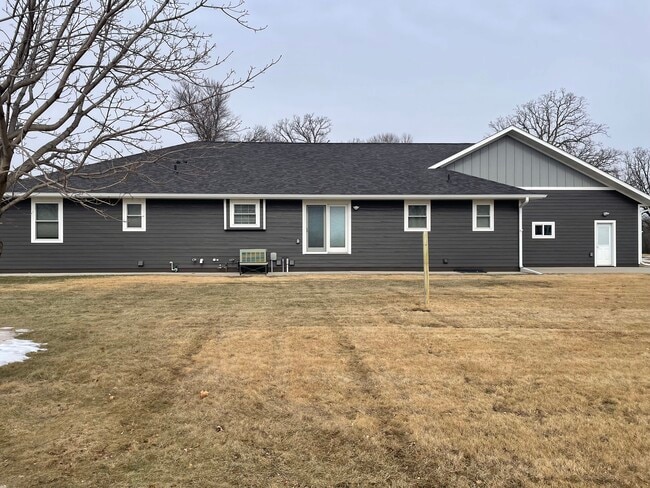 Photo - 24545 360th St