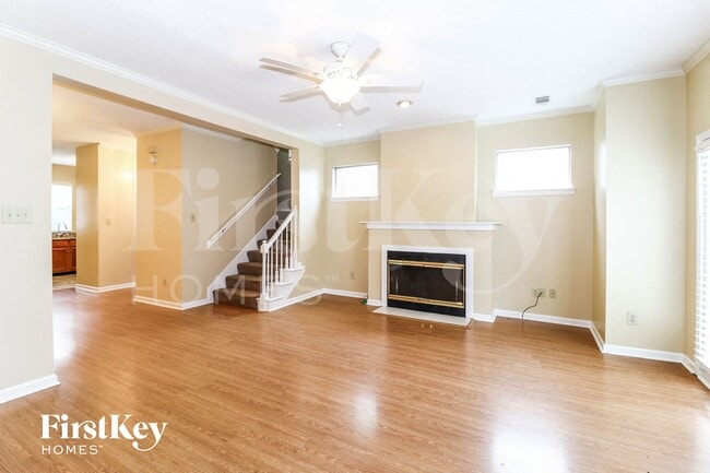 Photo - 700 Walnut Woods Cove S
