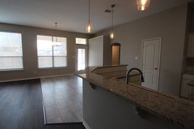 Photo - Stunning 3 bed 2 bath in Whitehouse ISD!