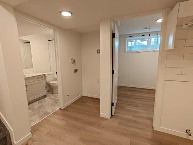 Photo - 10520-10121 121 Ave NW Unit 10520 BSMT