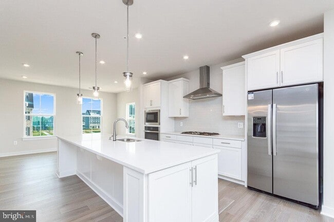 Photo - 1687 Dunnington Pl