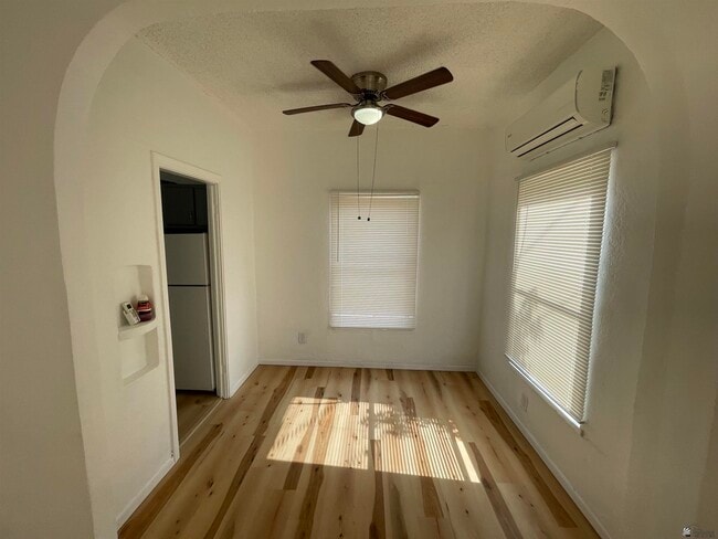 Photo - 244 S 15th Ave