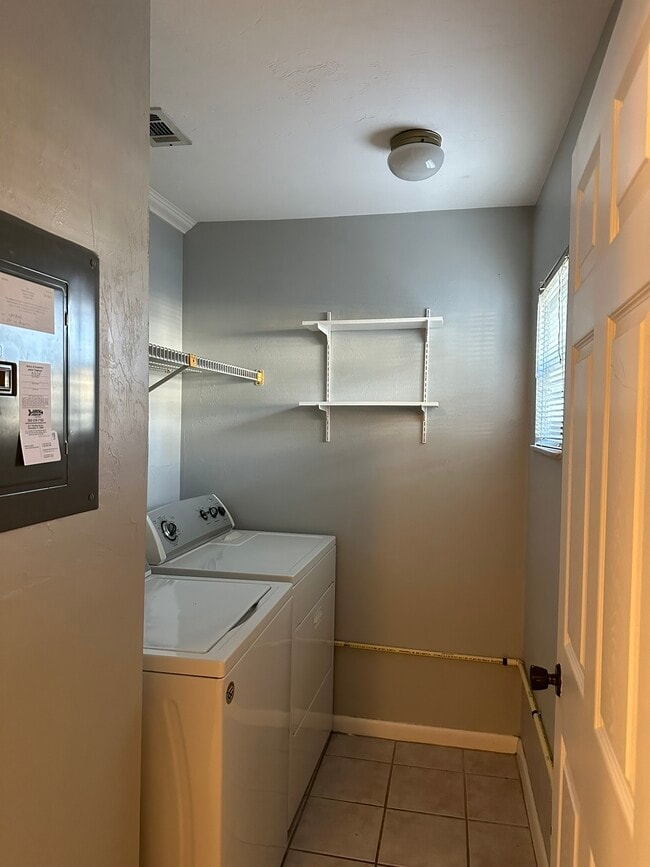 Photo - 2635 SW 35th Pl
