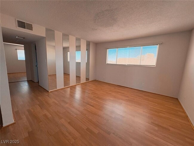 Building Photo - 212 Orland St Unit 36