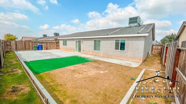 Photo - 5509 Baja Dr