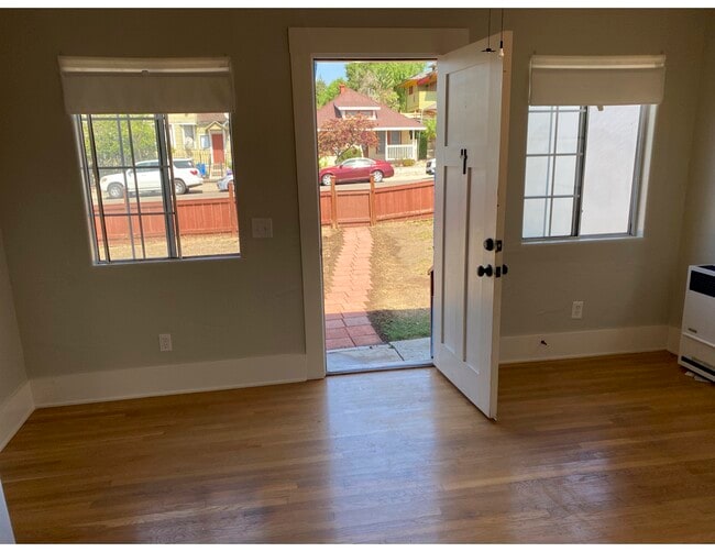 Photo - 2103 Island Ave Unidad #4