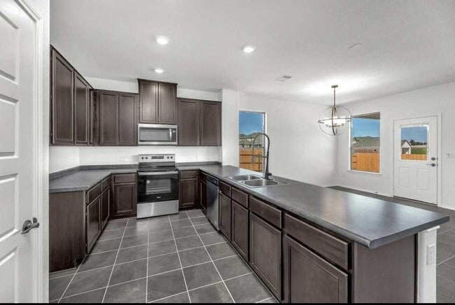 Photo - 18600 Golden Eagle Way