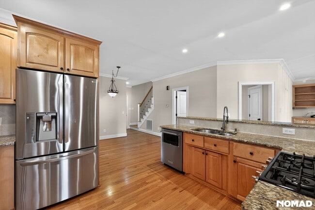 Photo - 1303 Town Side Dr