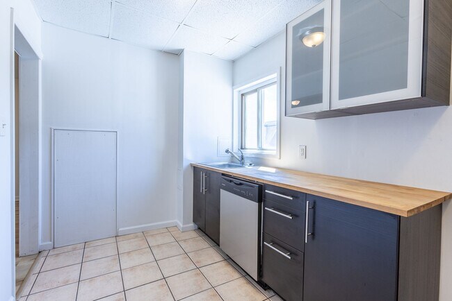 Photo - 742 E Warrington Ave Unidad Apt 1