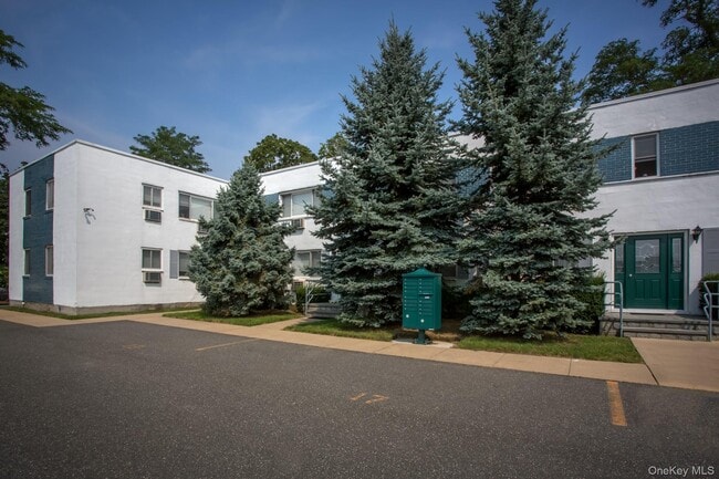 Building Photo - 40 Broadway Unit C02