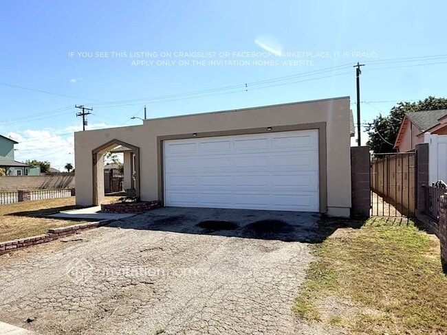 Photo - 748 E Turmont St