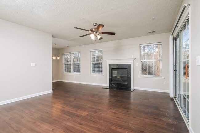 Photo - 3216 Marcony Way