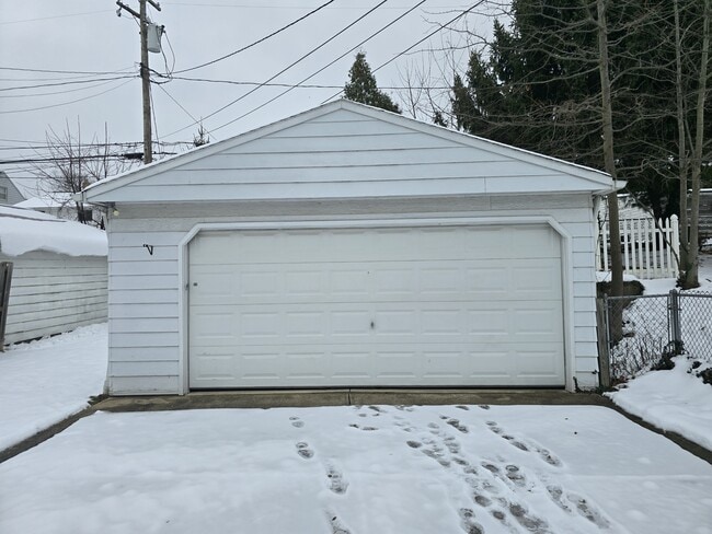 Photo - 4667 E 86th St