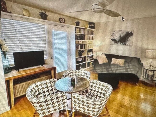 Photo - 6225 Harbourside Dr