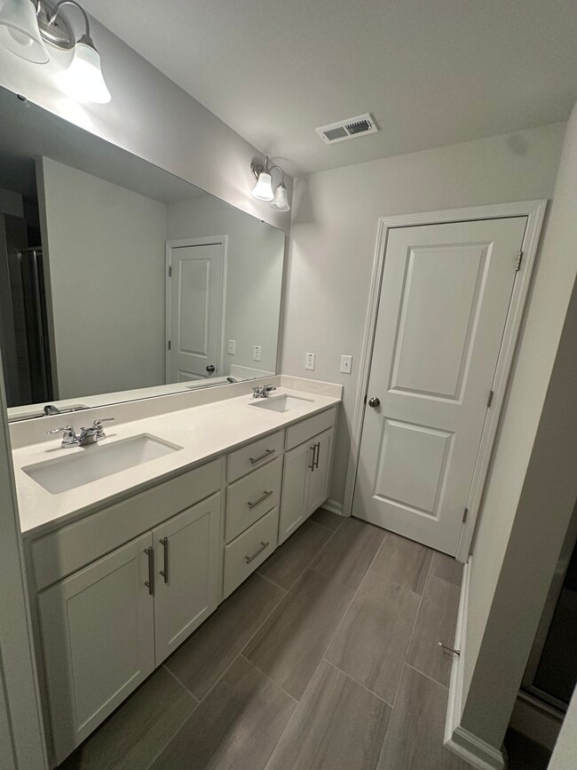 Photo - 2602 Chert Ln