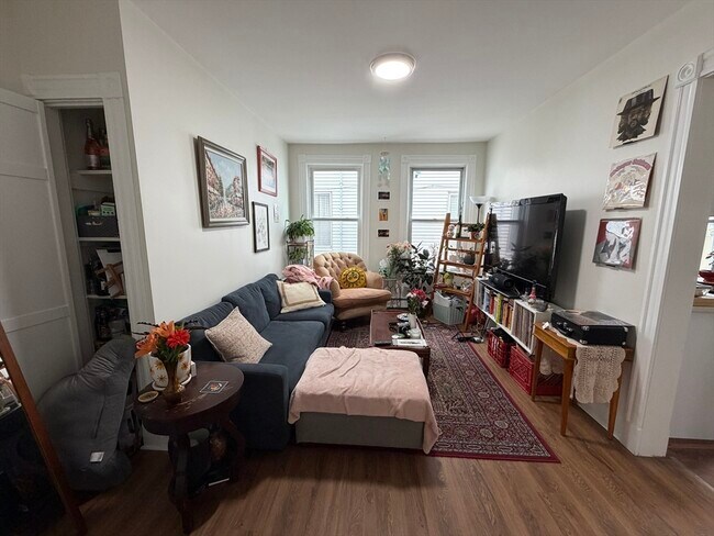 Photo - 25 Linden St Unit 2