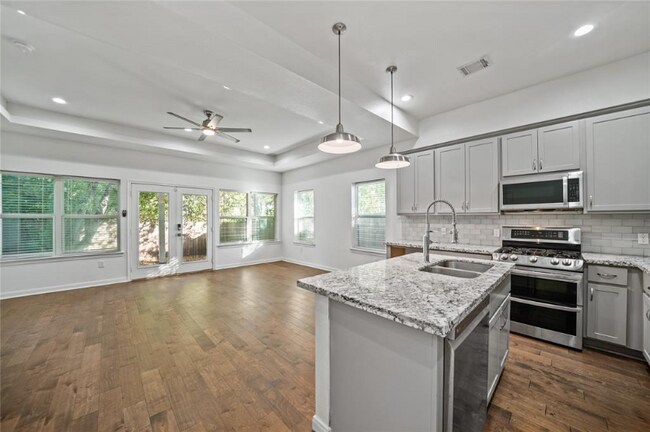 Photo - 7807 Tierwester St