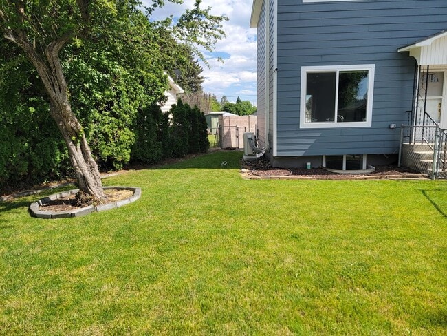 Photo - Beautiful 3-Bedroom Home - EV Charger - Pet Friendly