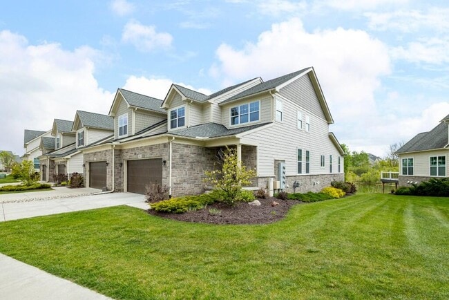 Building Photo - 3031 N Spurway Dr