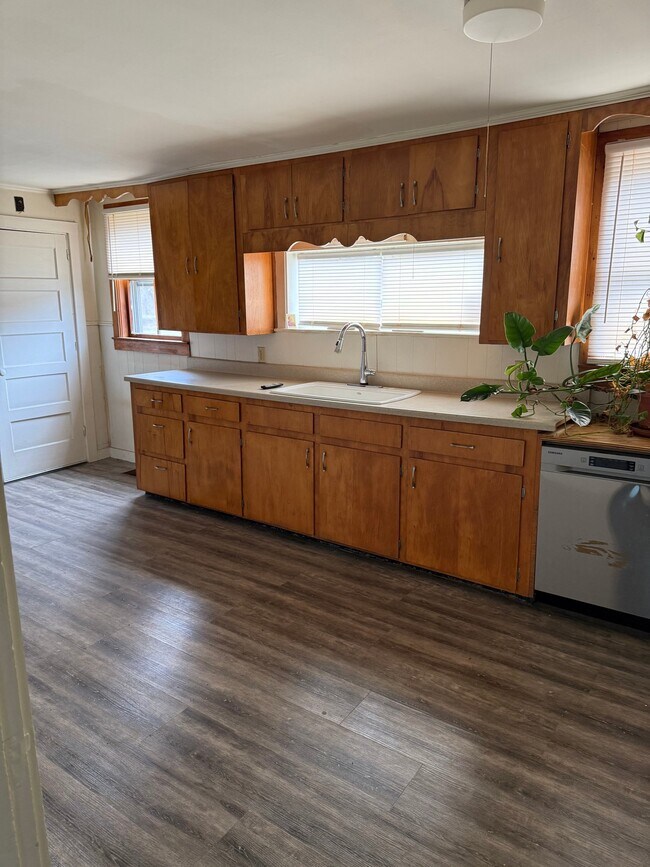 Photo - 185 Waterville Rd Unit A