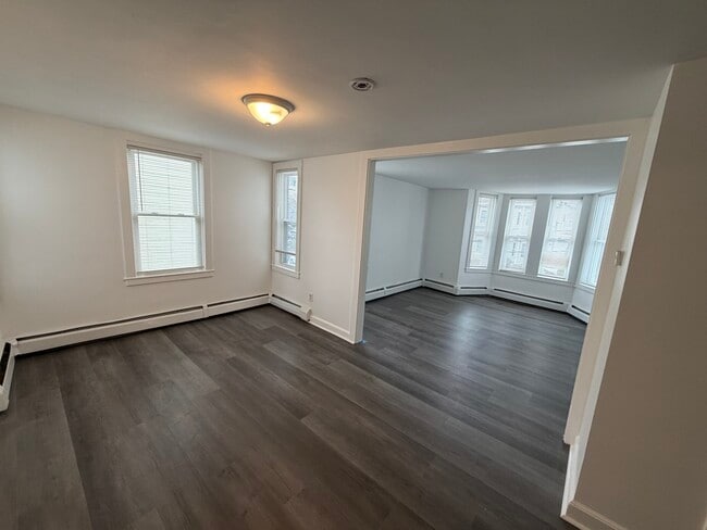 Photo - 149 Adams St