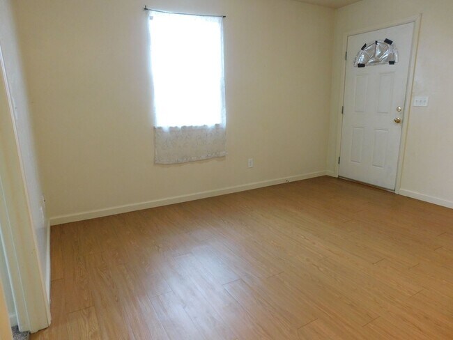 Photo - 1363 19th St Unit B