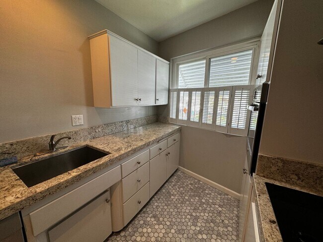 Photo - Stunning 1 Bedroom 1 Bath in Laguna Beach!... Unit 9