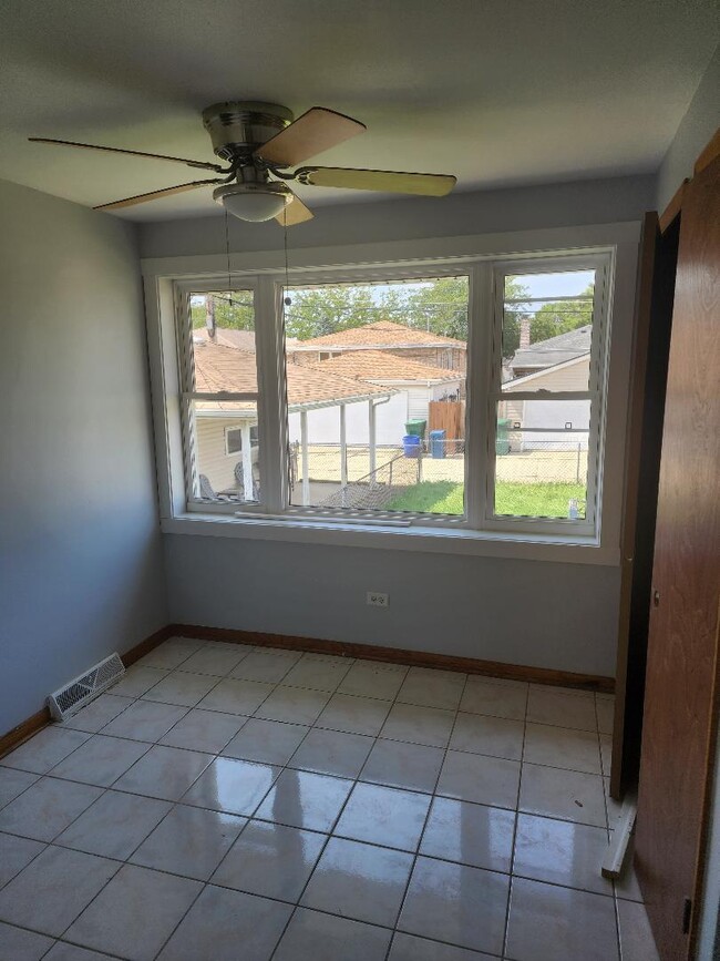 Photo - 7810 Mayfield Ave