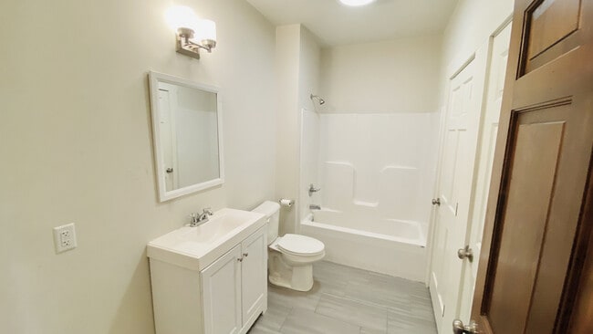 82 North Pearl LLC