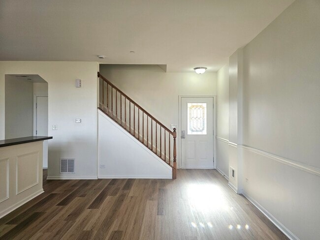 Photo - 171 Willoughby Ct