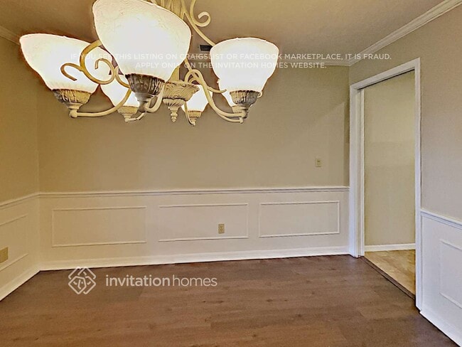 Photo - 622 S Sweetwater Blvd