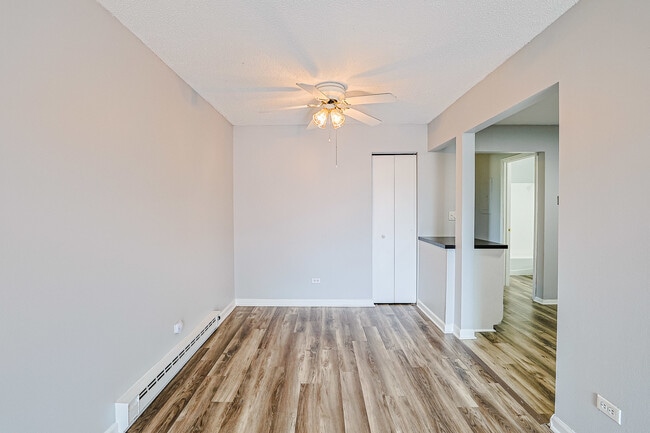Photo - 210 Klein Creek Ct Unit 5E