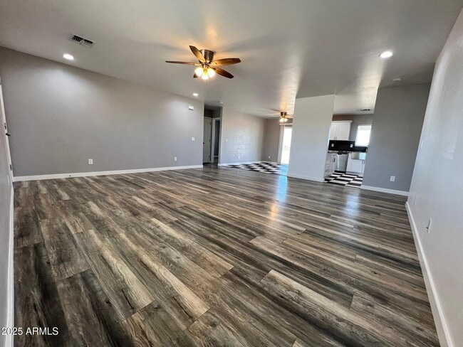 Photo - 4552 N Loring Rd