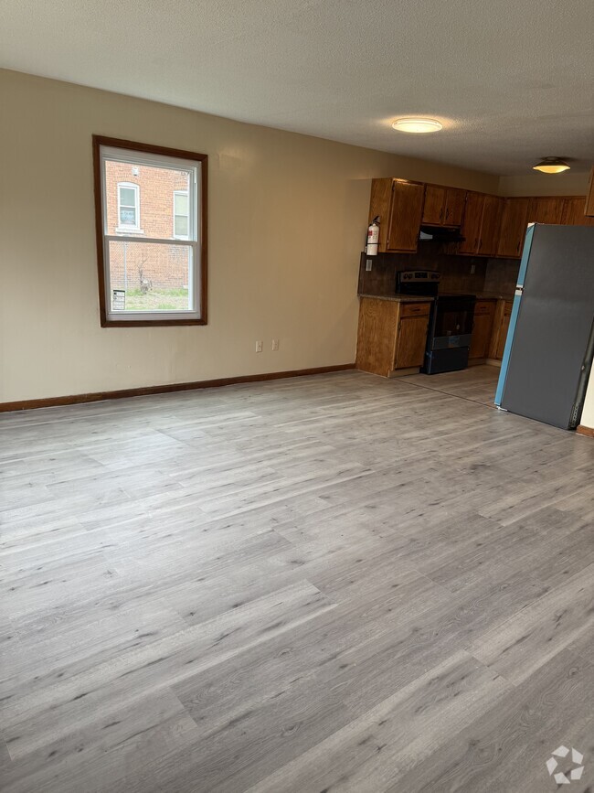 Building Photo - 126 Clark St Unit 126 A Clark Street Rental