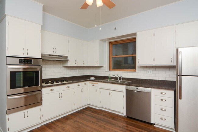 Photo - 3521 N Bell Ave Unit J09P