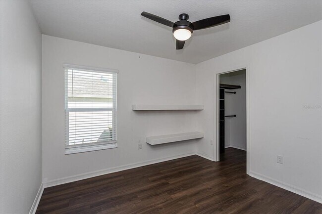 1434 Geranium Dr