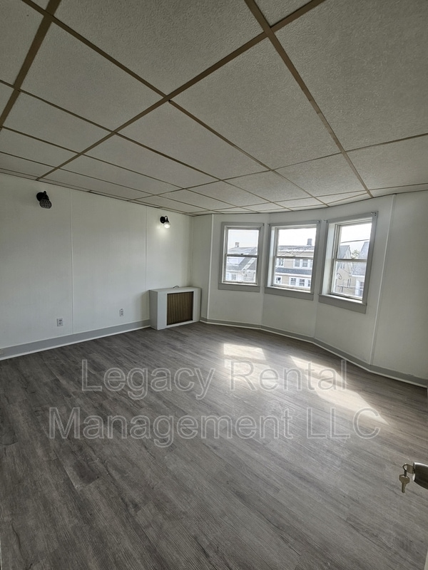 Photo - 203 Florida Ave