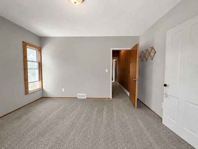 Photo - 543 Erin St Unit 1